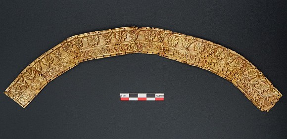 Headdress plate (stelgid). Barrow No. 9 of the burial ground Damsel V.